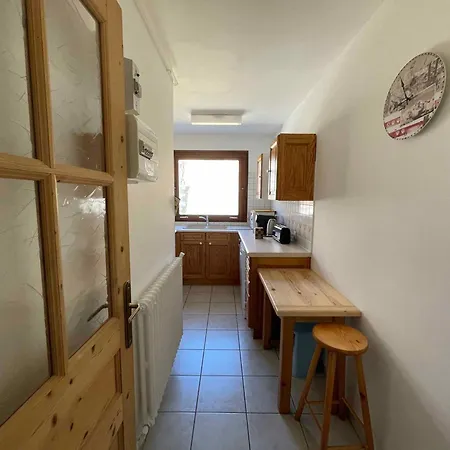 Renove Proche Pistes Et Commerces Avec Balcon - Fr-1-502-459 * Tignes